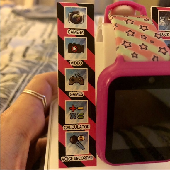 NIB LOL Interactive watch - Picture 7 of 8